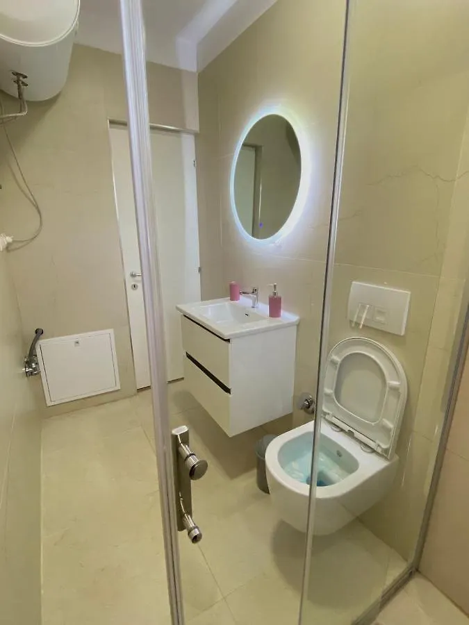 Serenity Apartament Tirana 0*,  Albanie